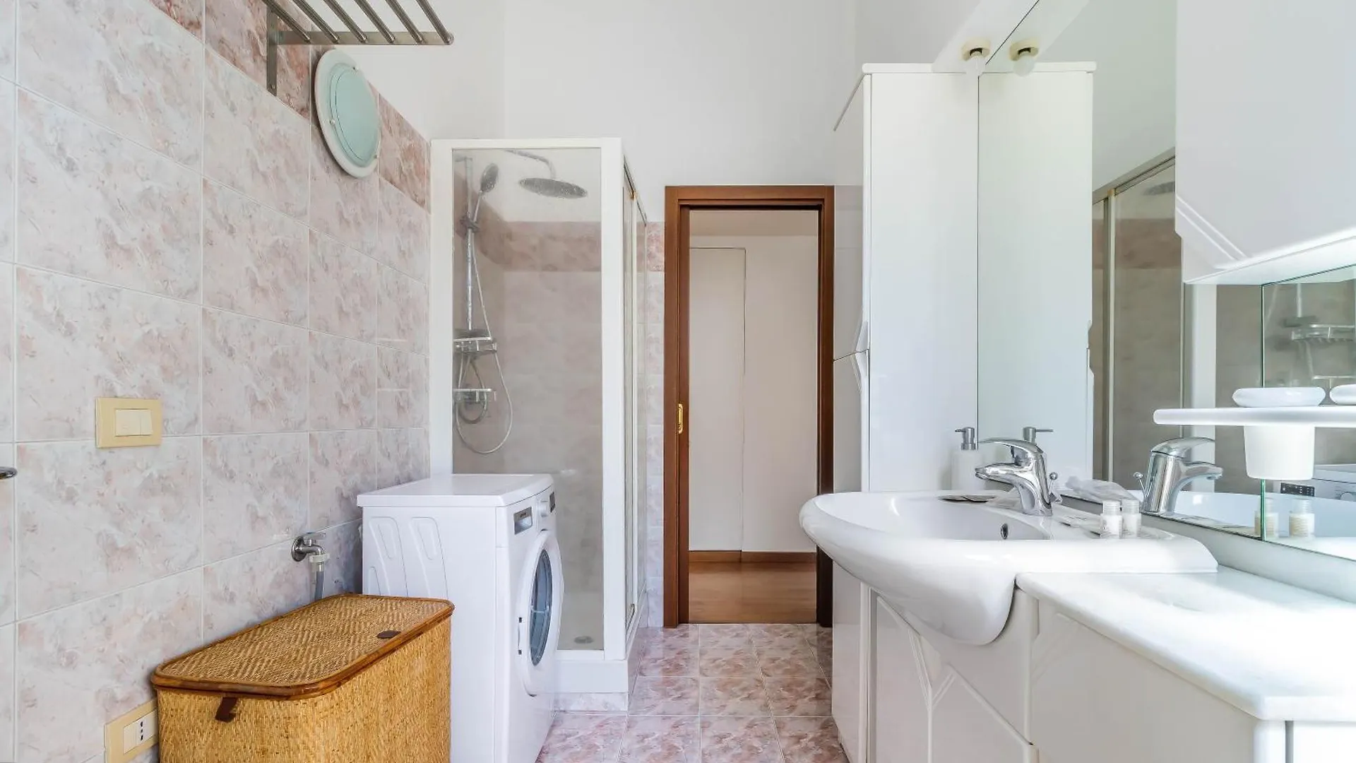 Domusmi Piazzale Loreto Apartment Milan
